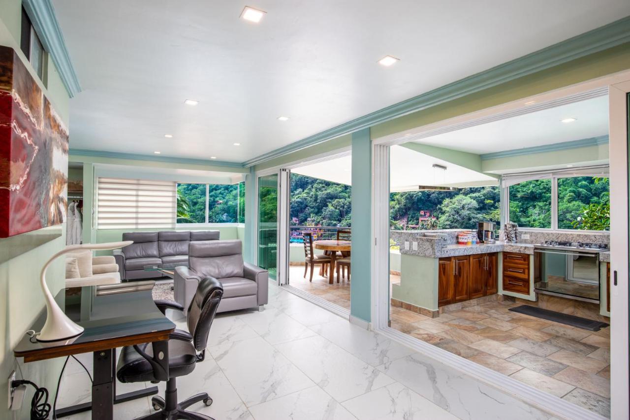 Pv South Shore Luxury Suites And Villa For Rent 푸에르토 발라타 외부 사진